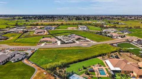 8721 Penta Way, Elk Grove, CA 95624