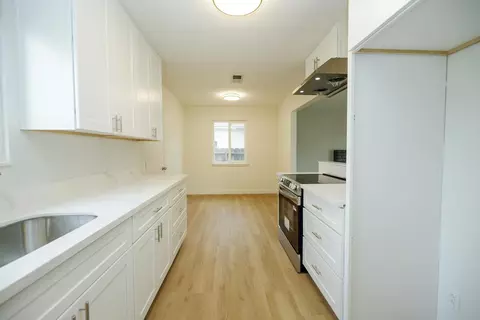 Entry Way - 408 Ryan Ave, Modesto, CA 95350 photo 2 of 2