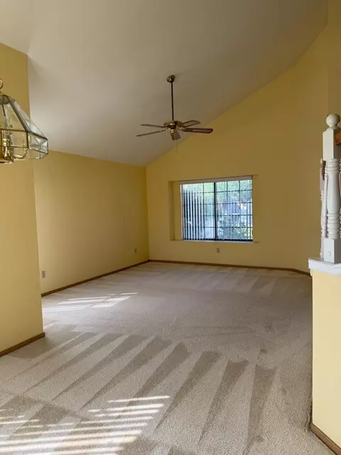 Living - 2056 Elwin Way, Modesto, CA 95350 photo 2 of 4