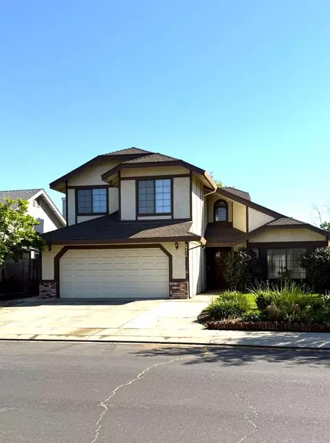 Exterior - 2056 Elwin Way, Modesto, CA 95350 photo 2 of 3
