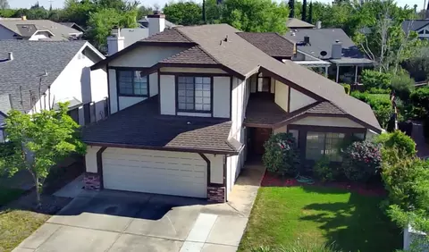 2056 Elwin Way, Modesto, CA 95350