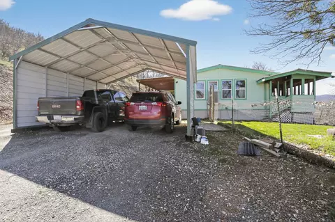 332 Arroyo Dr, Yreka, CA 96097 photo 8