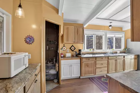 332 Arroyo Dr, Yreka, CA 96097 photo 10