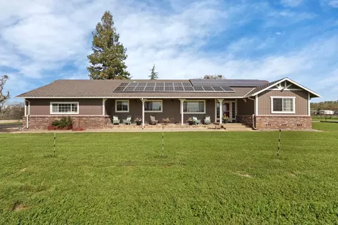 236 Creekview Ln, Wallace, CA 95254