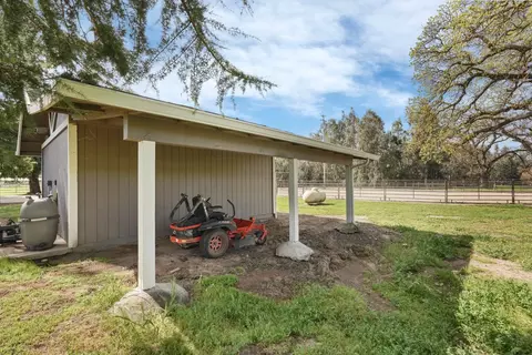 Exterior - 236 Creekview Ln, Wallace, CA 95254 photo 6 of 16