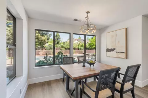 Dining - 819 Falcon Ave, Davis, CA 95616 photo 4 of 5