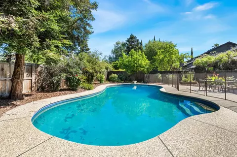 Exterior - 819 Falcon Ave, Davis, CA 95616 photo 14 of 14