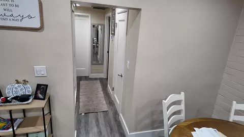 Entry Way - 129 Phoenix Ave, Modesto, CA 95354 photo 2 of 4