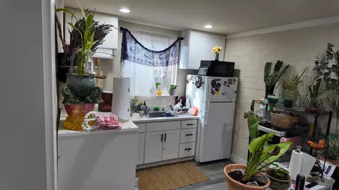 Kitchen - 129 Phoenix Ave, Modesto, CA 95354 photo 4 of 5