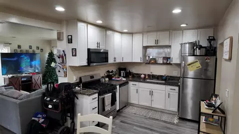 Kitchen - 129 Phoenix Ave, Modesto, CA 95354 photo 3 of 5