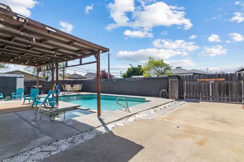 770 E St, Oakdale, CA 95361 photo 27