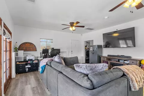 770 E St, Oakdale, CA 95361 photo 24