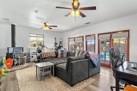 770 E St, Oakdale, CA 95361 photo 22