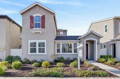 1570 Parkside Way, Roseville, CA 95747