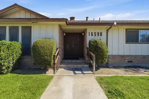 Exterior - 16590 S Austin Rd, Manteca, CA 95336 photo 3 of 11