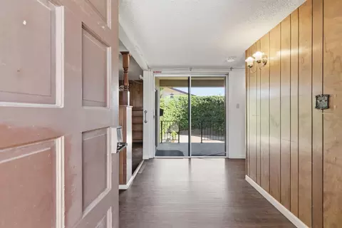 Entry Way - 16590 S Austin Rd, Manteca, CA 95336 photo 1 of 3