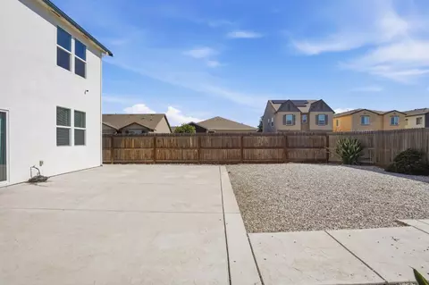 Exterior - 3108 Bridgestone Ln, Modesto, CA 95355 photo 6 of 6