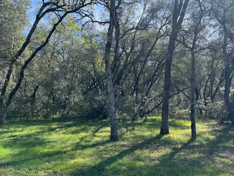 1001 Old Airport Rd, Auburn, CA 95603