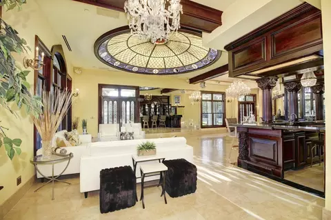 Living - 4434 Mapel Ln, Carmichael, CA 95608 photo 3 of 7