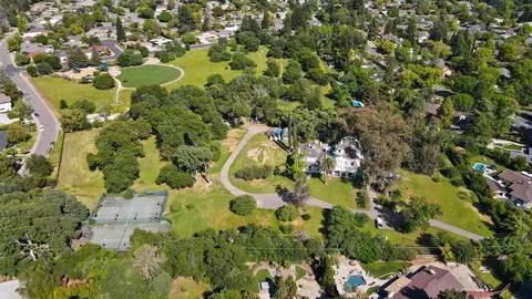 View/Area - 4434 Mapel Ln, Carmichael, CA 95608 photo 6 of 25