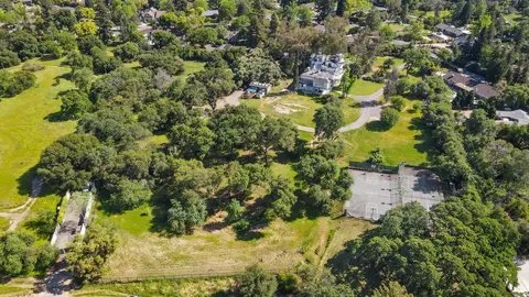 View/Area - 4434 Mapel Ln, Carmichael, CA 95608 photo 9 of 25