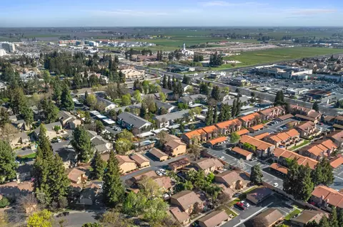 View/Area - 4020 Elmo Loop #C, Modesto, CA 95356 photo 4 of 9