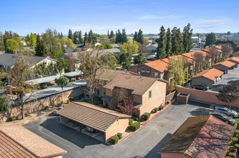 View/Area - 4020 Elmo Loop #C, Modesto, CA 95356 photo 1 of 9