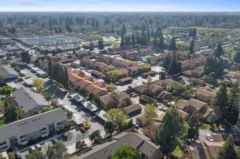 View/Area - 4020 Elmo Loop #C, Modesto, CA 95356 photo 3 of 9