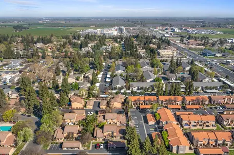 View/Area - 4020 Elmo Loop #C, Modesto, CA 95356 photo 5 of 9