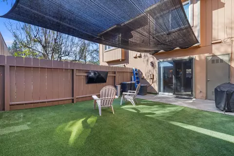 Exterior - 4020 Elmo Loop #C, Modesto, CA 95356 photo 7 of 9