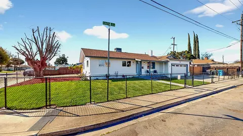 848 Edythe St, Manteca, CA 95337 photo 4