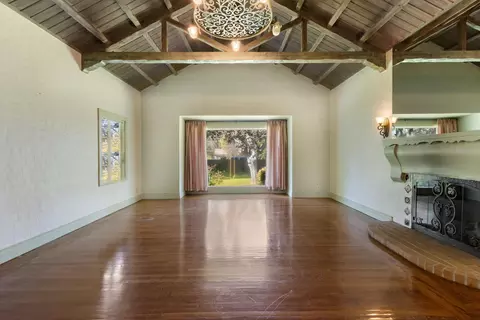 Living - 2940 Garfield Ave, Carmichael, CA 95608 photo 1 of 15