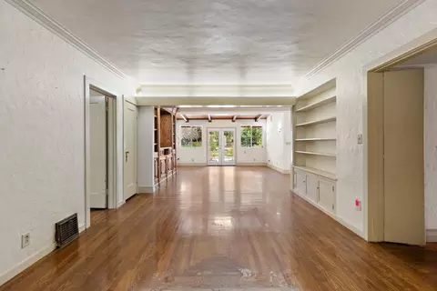 Living - 2940 Garfield Ave, Carmichael, CA 95608 photo 4 of 15