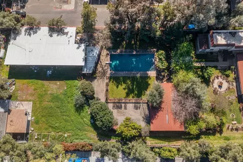 View/Area - 2940 Garfield Ave, Carmichael, CA 95608 photo 4 of 6