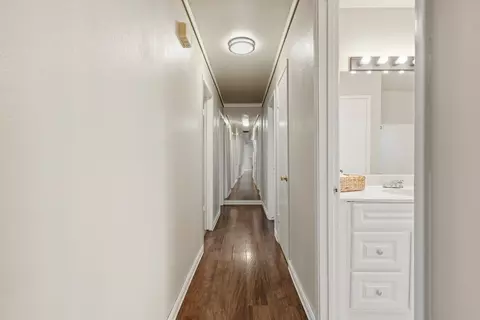 Entry Way - 900 Snead Dr, Modesto, CA 95351 photo 3 of 3