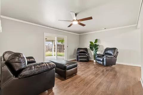 Living - 900 Snead Dr, Modesto, CA 95351 photo 1 of 2