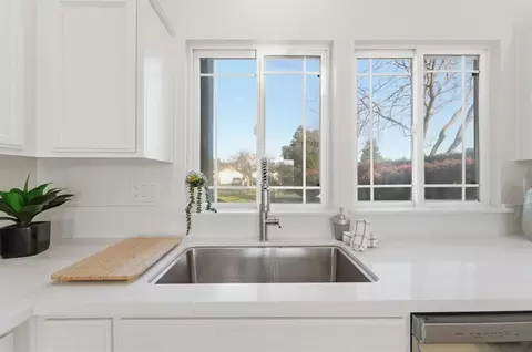Kitchen - 2031 Draft Ct, Turlock, CA 95380 photo 5 of 5