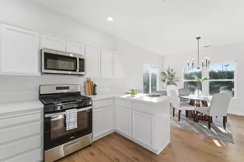 Kitchen - 2031 Draft Ct, Turlock, CA 95380 photo 3 of 5