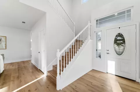 Entry Way - 2031 Draft Ct, Turlock, CA 95380 photo 5 of 6