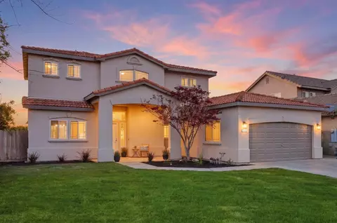 Exterior - 2031 Draft Ct, Turlock, CA 95380 photo 2 of 11