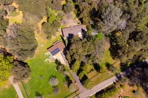 View/Area - 6233 Silver Ridge Ln, Placerville, CA 95667 photo 2 of 7
