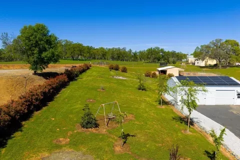 Exterior - 1815 Hoya Ct, Copperopolis, CA 95228 photo 11 of 15
