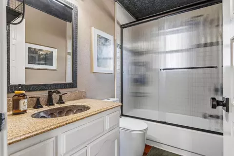 Bath - 1815 Hoya Ct, Copperopolis, CA 95228 photo 3 of 5