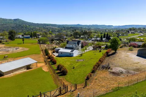 View/Area - 1815 Hoya Ct, Copperopolis, CA 95228 photo 5 of 6