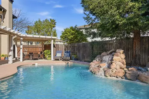 Exterior - 2305 Paper Bark Ct, Modesto, CA 95355 photo 3 of 14