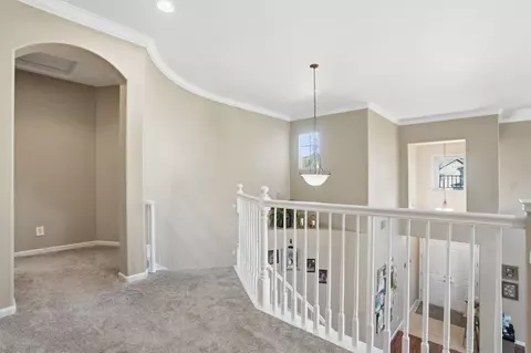 Entry Way - 2305 Paper Bark Ct, Modesto, CA 95355 photo 7 of 11