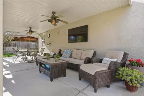 Exterior - 2305 Paper Bark Ct, Modesto, CA 95355 photo 7 of 14