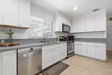 Kitchen - 2797 Forebay Rd, Pollock Pines, CA 95726 photo 3 of 4