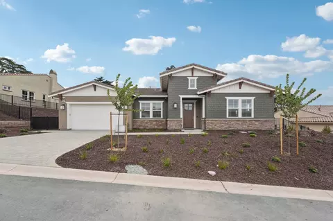 2650 Bay View Dr, Seaside, CA 93955
