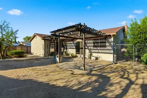930 Kapareil Dr, Tracy, CA 95376 photo 31